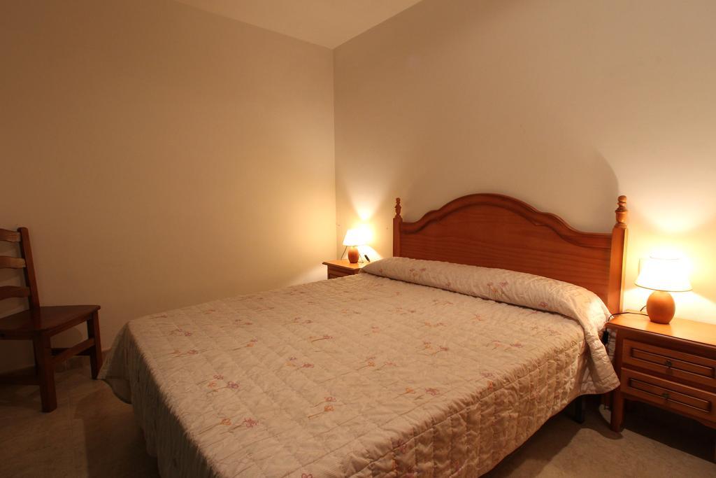 El Delfin Verde Torroella de Montgrí Habitación foto